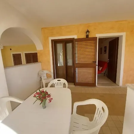 Residenza Sardinia Орозеи